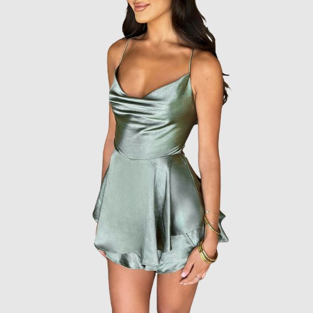Isabella - Elegant rød satin skaterkjole