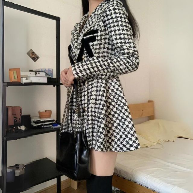 Clarissa - houndstooth kjole med butterfly på ærmerne