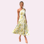 Isabella - Asymmetrisk midikjole med blomsterprint og etager