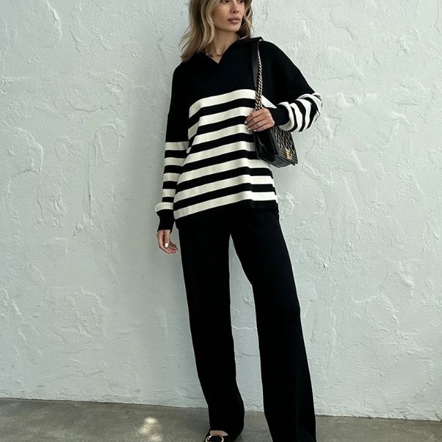 Genevieve - Stribet sweater og buksesæt med brede ben