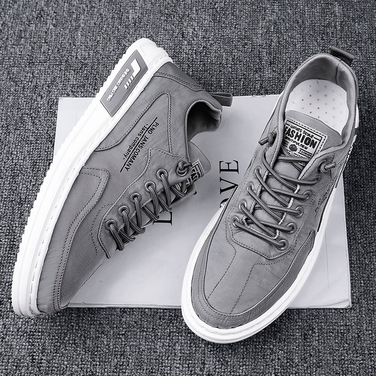 Mason - sneakers med snøre i et slankt design