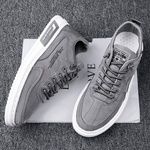 Mason - sneakers med snøre i et slankt design