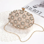 Adelaide - perle- og krystaludsmykket blomsterclutch