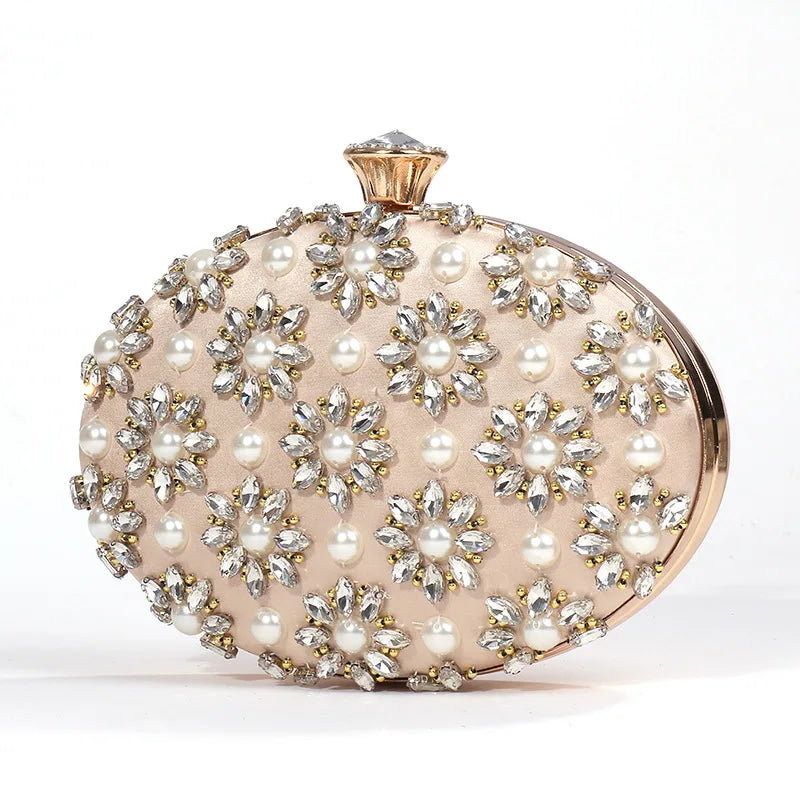 Adelaide - perle- og krystaludsmykket blomsterclutch