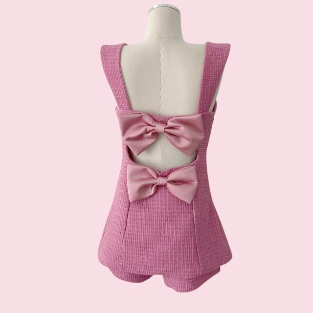 Coralie - Chic tweed-legedragt med dekorative knapper