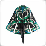 Naomi - sæt med grafisk print og kimono og shorts