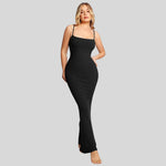 Grace - Figursyet one-shoulder maxikjole med sideslidse