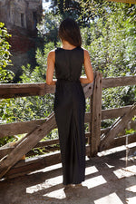Lang Satin Kjole med Slids | Polyester | Elegant & Tidløs
