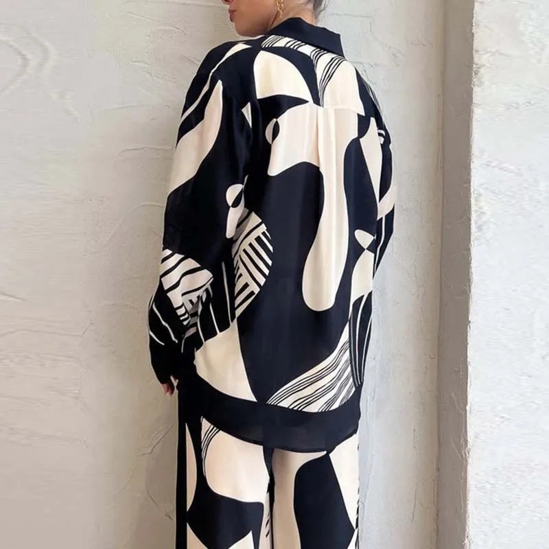 Diana - Lang frakke med abstrakt print