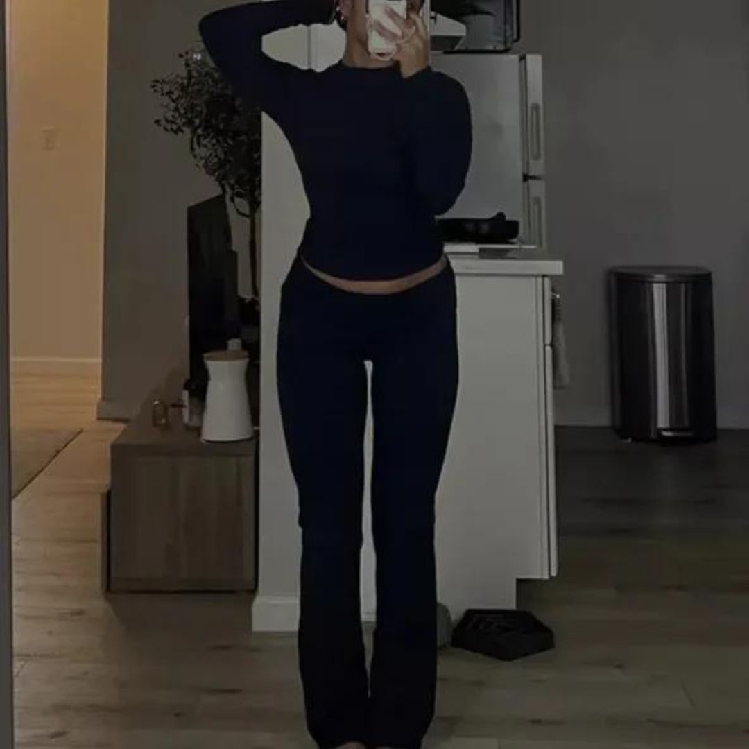 Sienna - Todelt sæt med en cropped top og udstrakte bukser