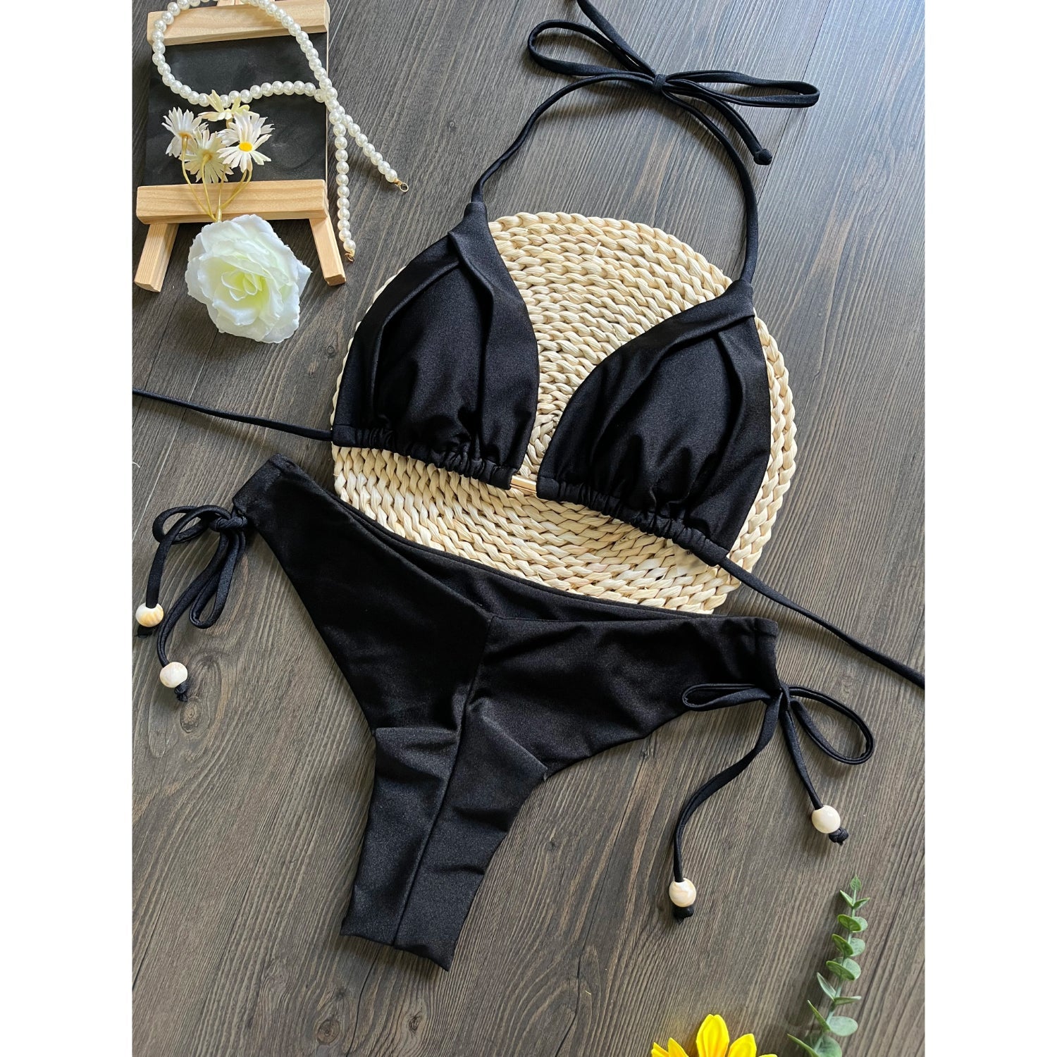 MODA Bikinier i to dele med flettet reb og trekantet bh