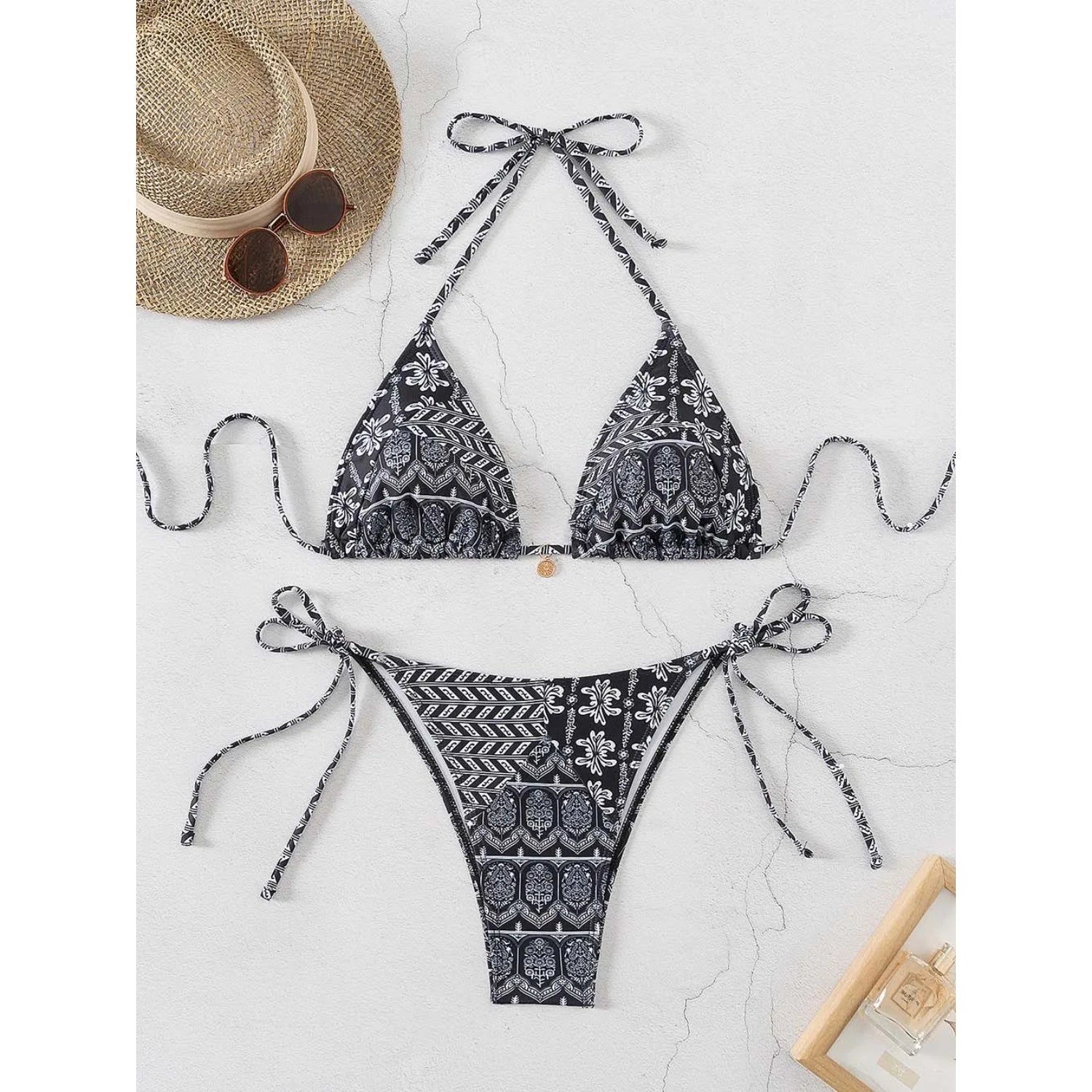 MODA Blomstret blå mønsterprint med halterneck og stropper til bikinier