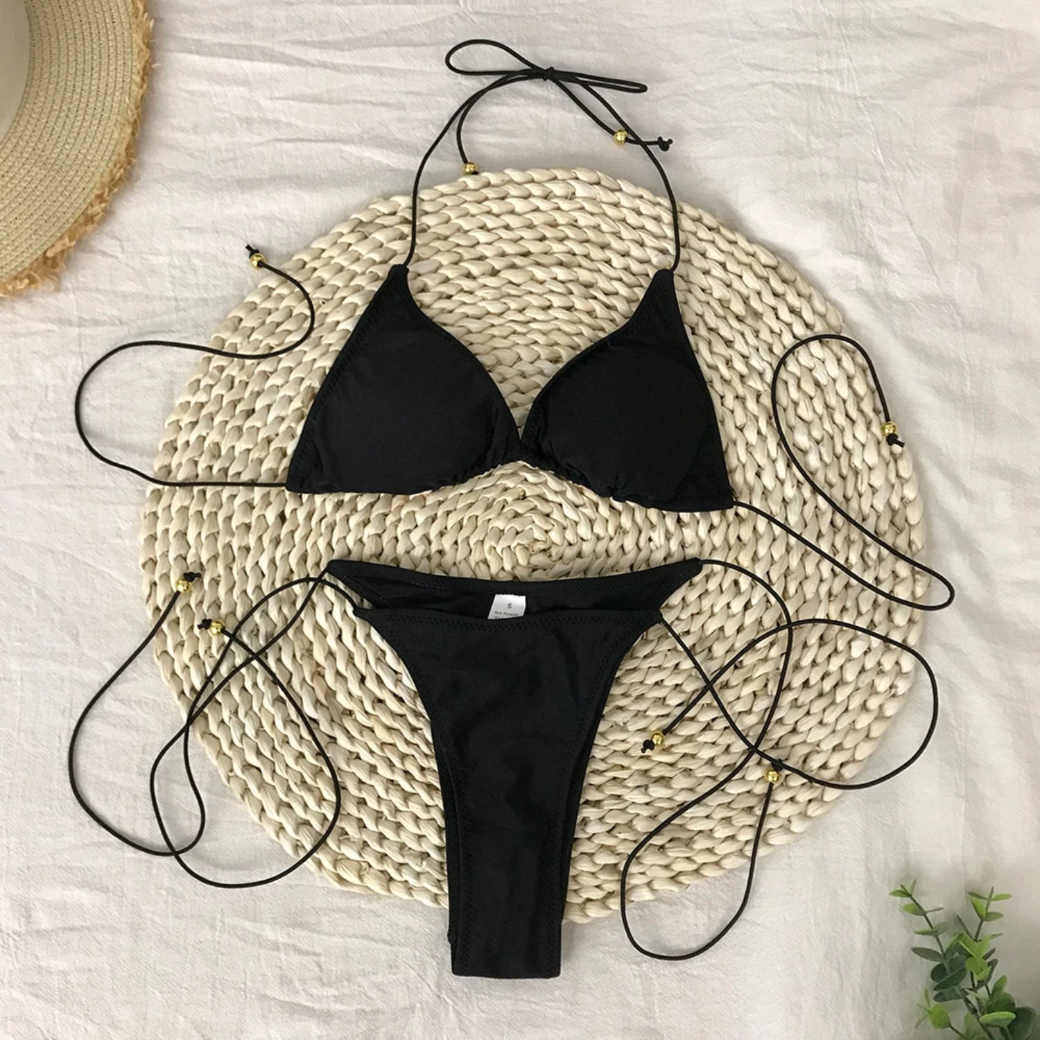 MODA Ensfarvet mini bikinier med lange reb