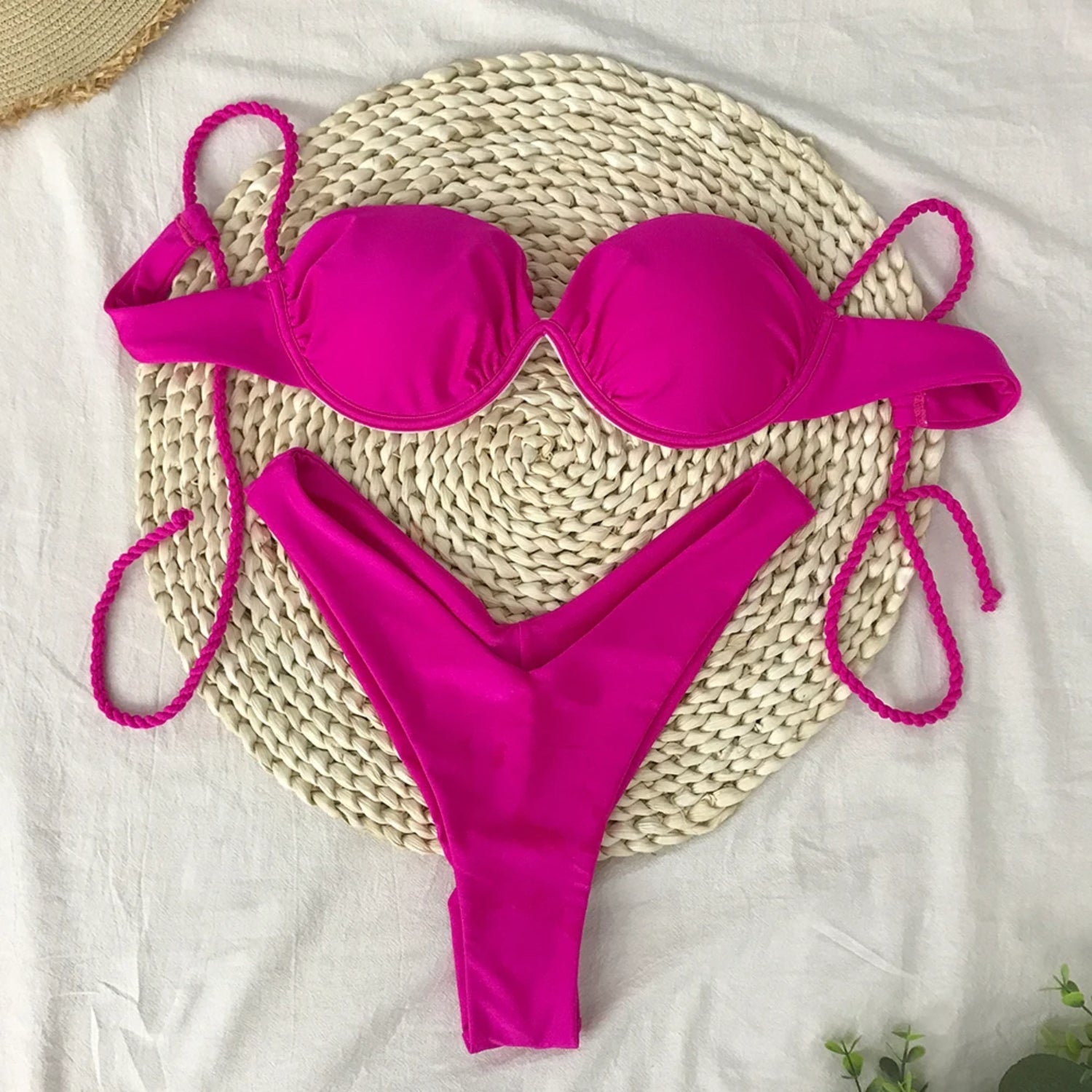 MODA Todelt bikinier med ensfarvet, skinnende push up-bh
