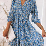 Sienna - Blomstret minikjole med V-hals