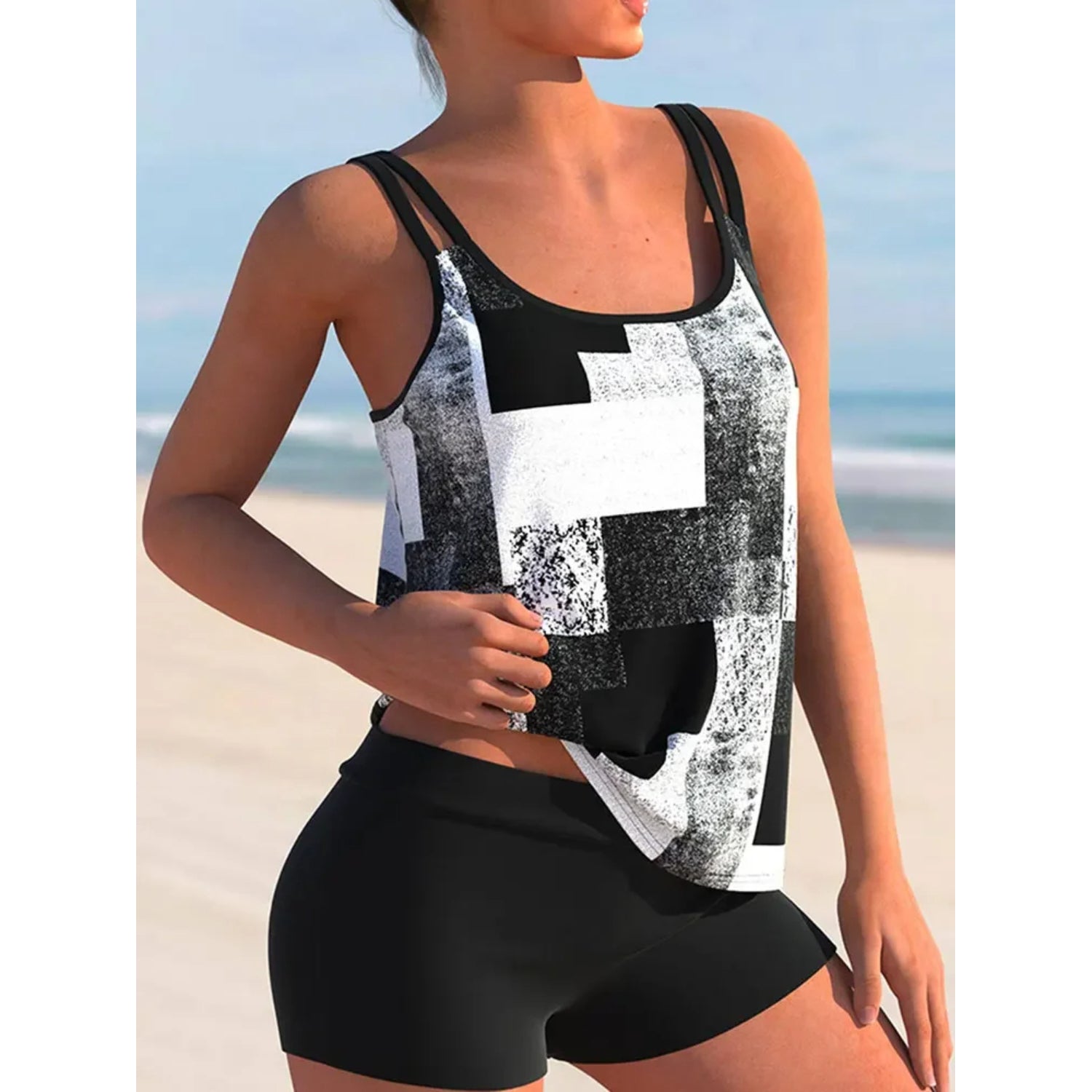 MODA tankini med dobbelt strop og geometrisk mønster