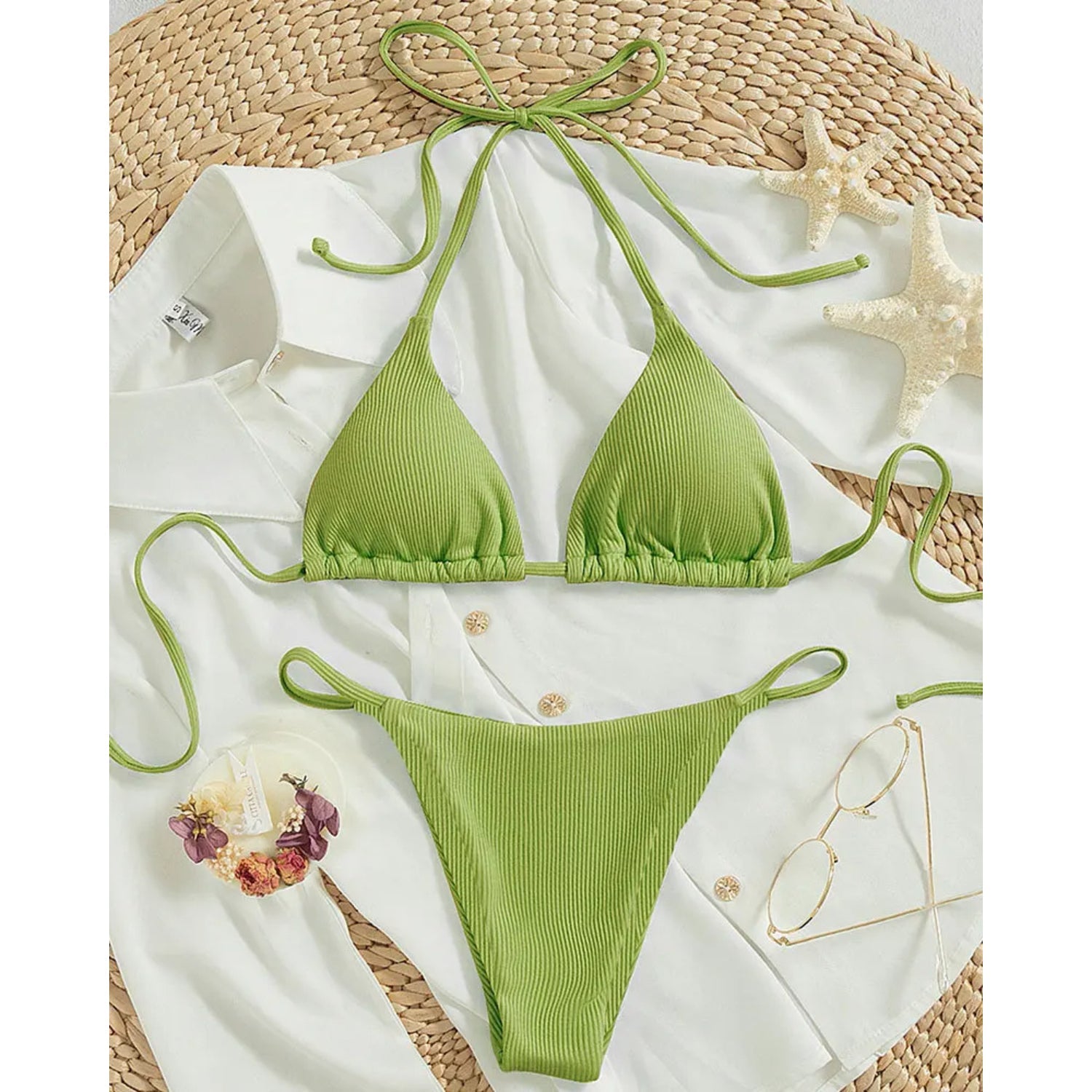 MODA Ensfarvet højtaljet halterneck-bikinier i pitstribet stof