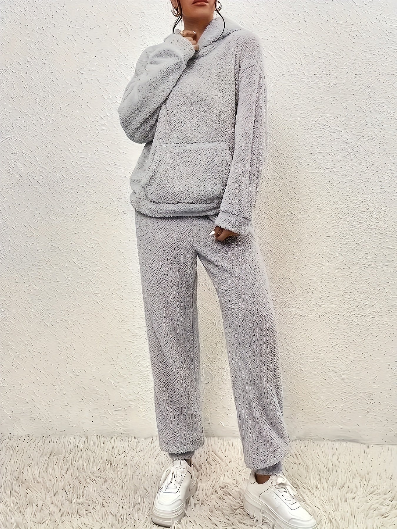 Blødt Loungewear Sæt med Hætte | Polyester Fleece | Hygge & Komfort
