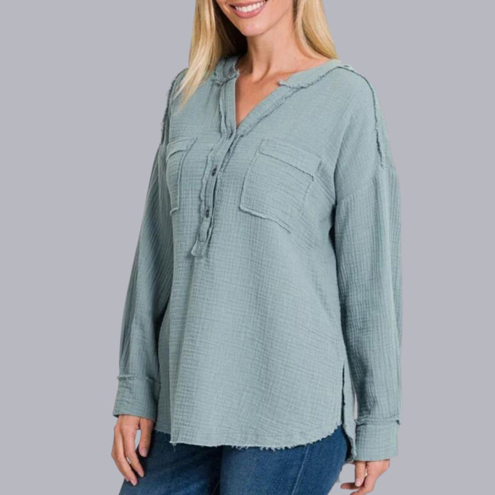 Verity - Komfortabel Henley Skjorte med Knapdetaljer