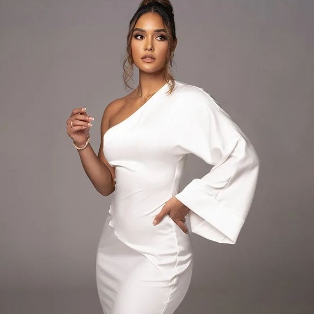 Cassandra - One Shoulder Asymmetrisk Satin Aftenkjole