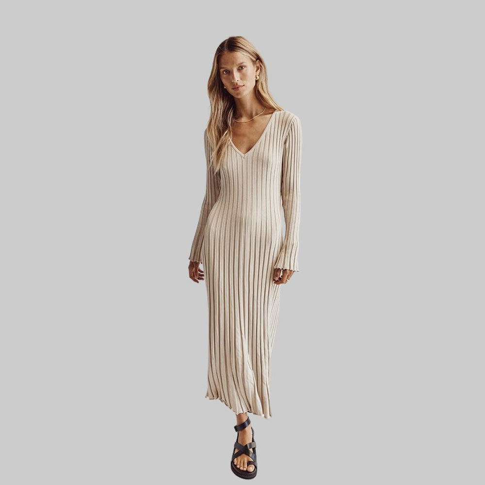 Isabella - Flowy rib v-hals maxi kjole