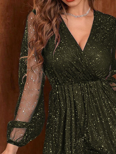 Imelda elegante V-hals glimmerkjole