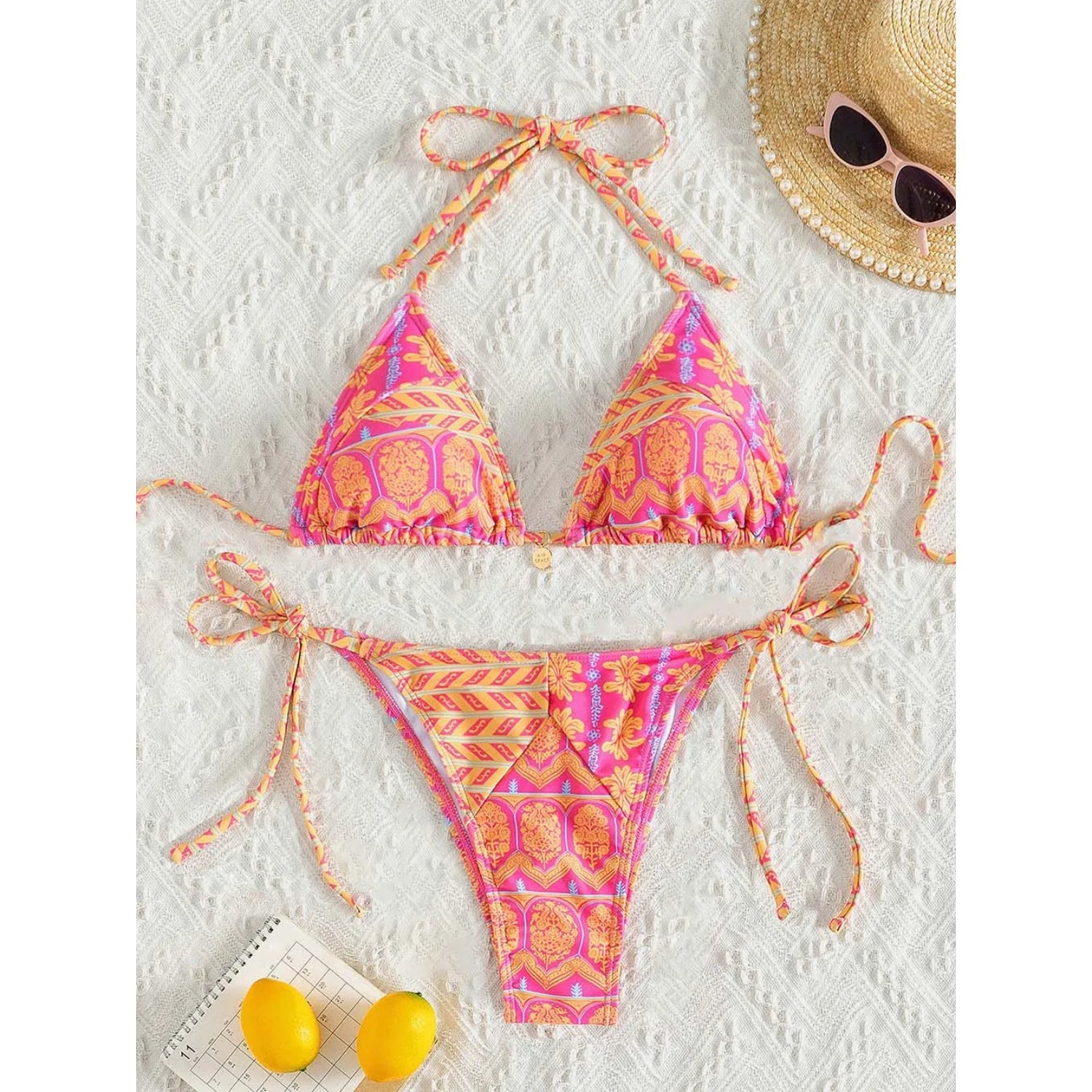 MODA Blomstret blå mønsterprint med halterneck og stropper til bikinier