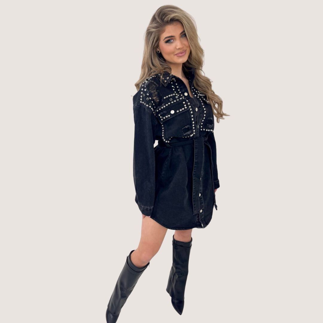 Sophia - Nittebesat Denim Skjortekjole med Indsnøret Talje