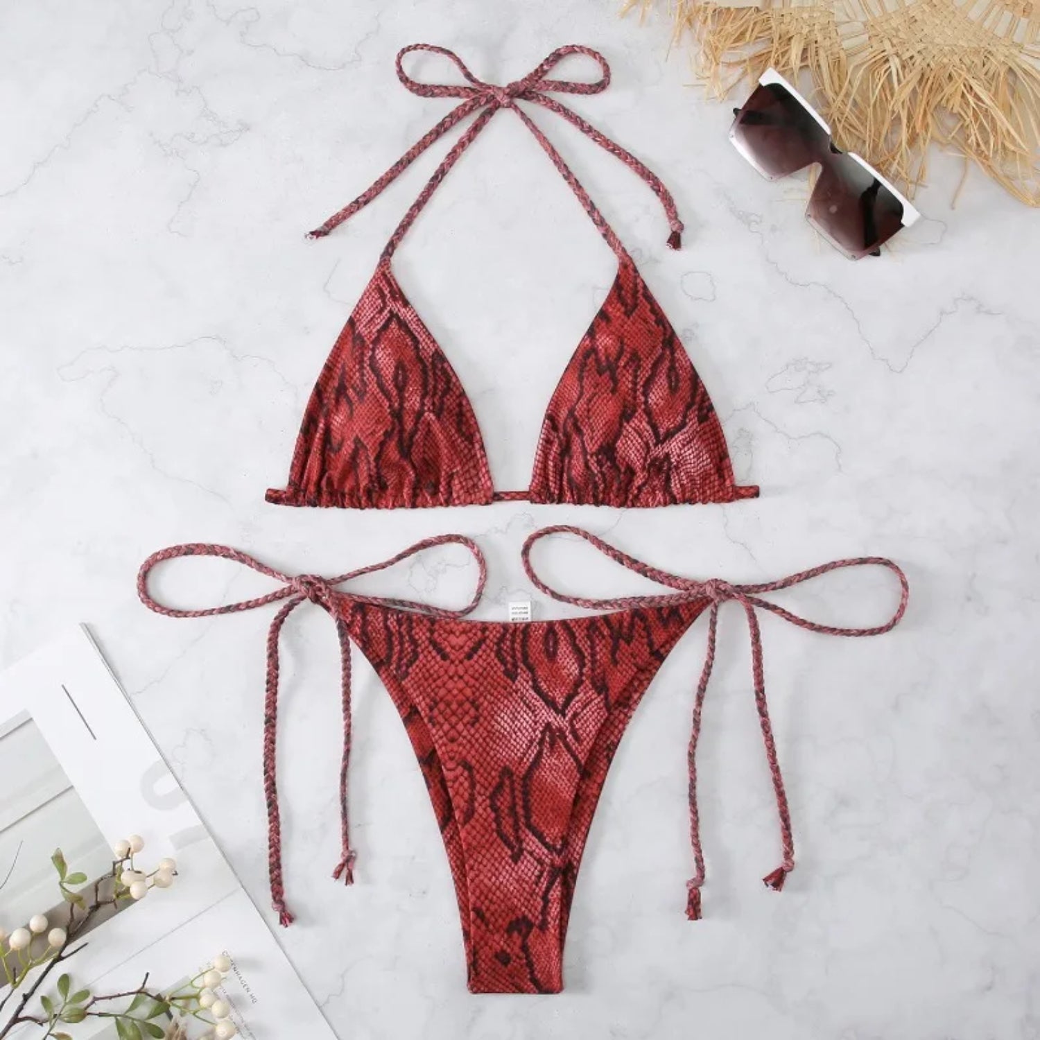 MODA Hvid leopardprintet bikinier med høj talje og hængende hals