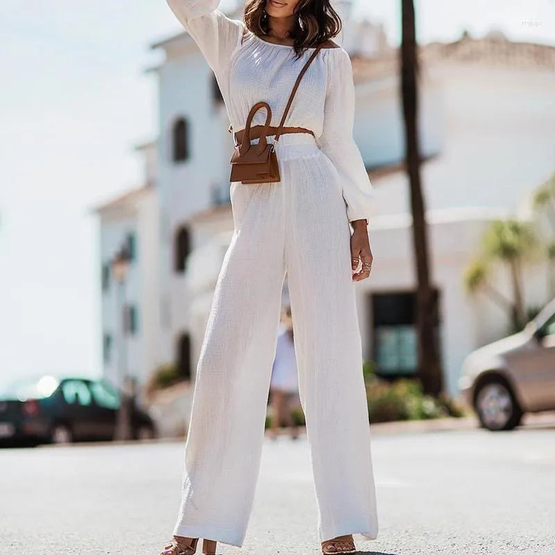 Helena off-the-shoulder crop top og brede ben bukser sæt