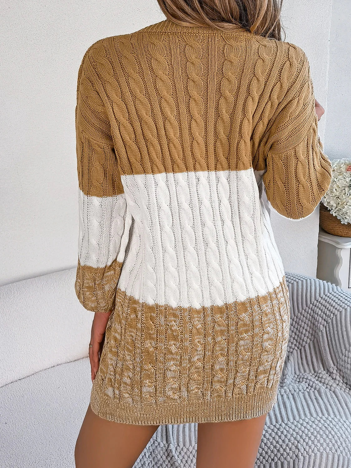 Strikket Sweaterkjole | Kabelstrik & Farveblok | Komfort & Stil