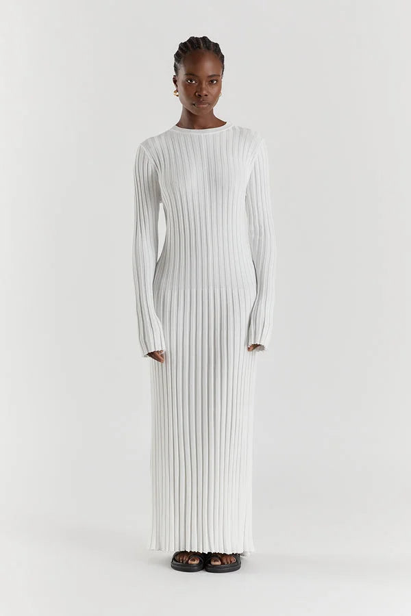 Lang Ribstrikket Kjole | Minimalistisk & Elegant | Komfortabel Pasform