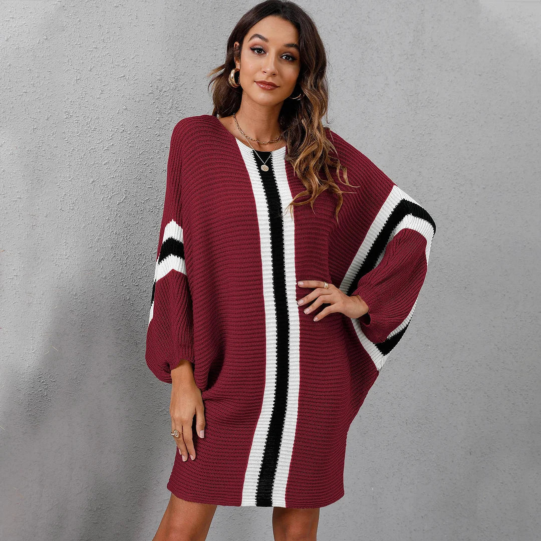 Aria - Oversized strik poncho med stribet accent