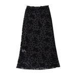 Clarissa - Chic midi-nederdel med blomstret blondedesign