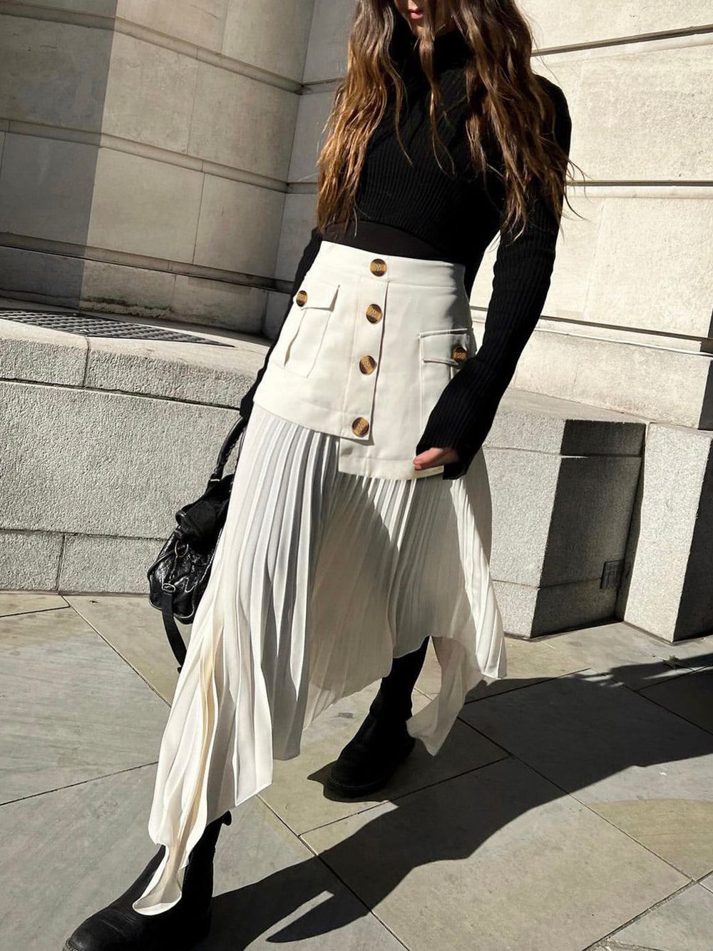 Plisseret Midi Nederdel med Knapper | Polyesterblanding | Elegant & Moderne