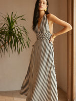 Stribet Maxi Kjole med Halterneck | Let & Stilfuld | Sommerfavorit