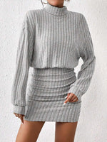 Ribstrikket Top med Høj Hals | Elastisk Materiale | Moderne & Elegant