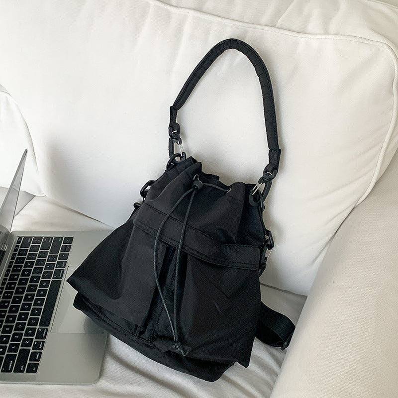 Devako Nylon taske med løbegang