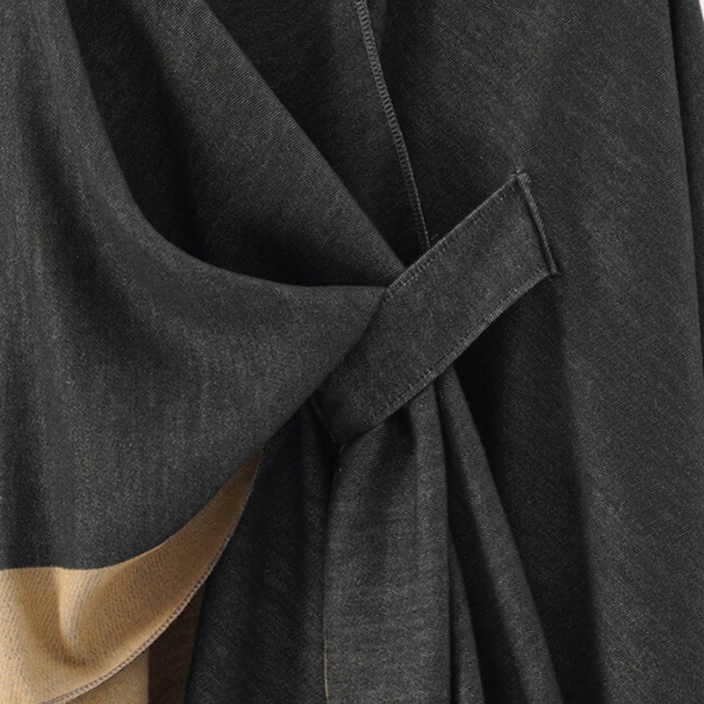 Charcoal Border Poncho Wrap med bælte