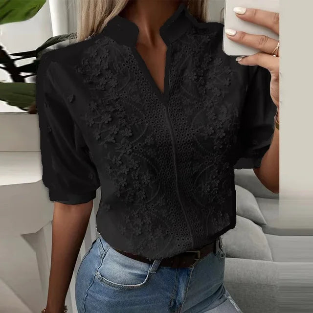 Lilyana - Broderet bluse med øjebroderi