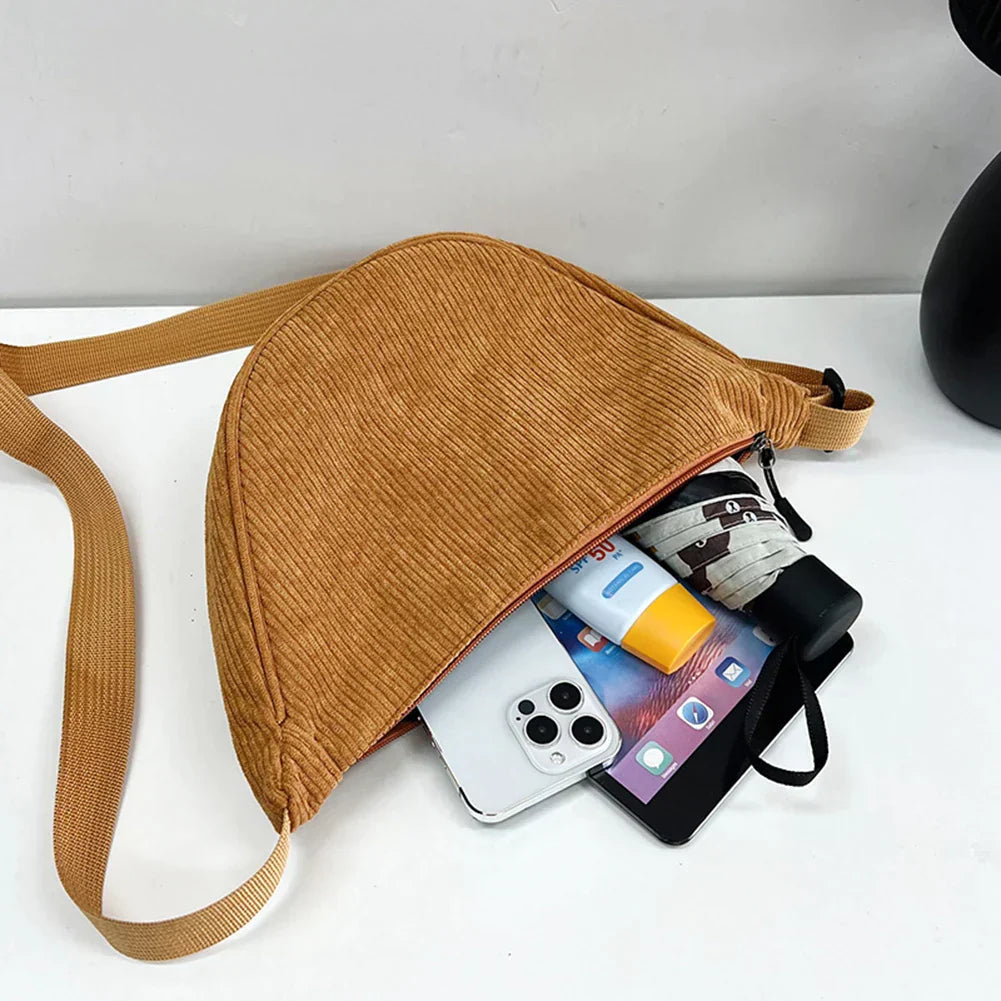 Adelius - Chic skuldertaske i fløjlsbuk i et elegant design