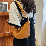 Adelius - Chic skuldertaske i fløjlsbuk i et elegant design