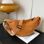 Adelius - Chic skuldertaske i fløjlsbuk i et elegant design