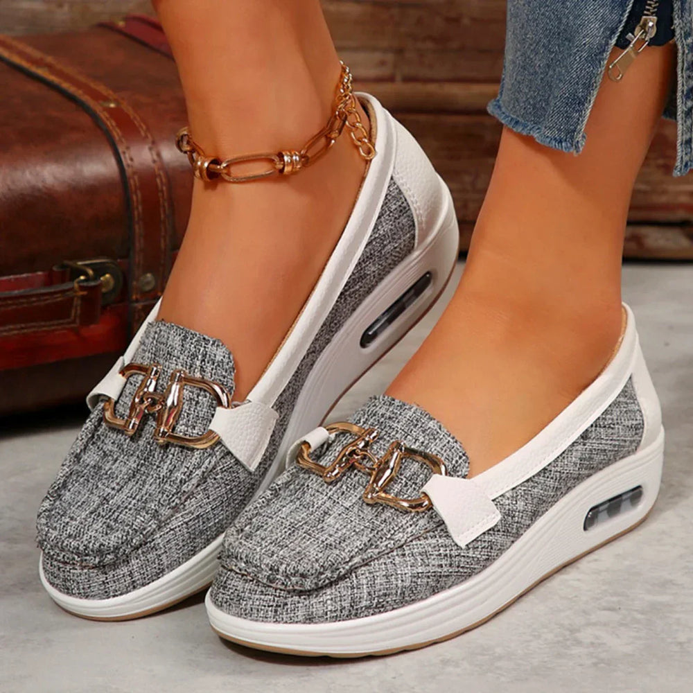 Eva - Chic tweed slip-on sneakers med spænde detalje