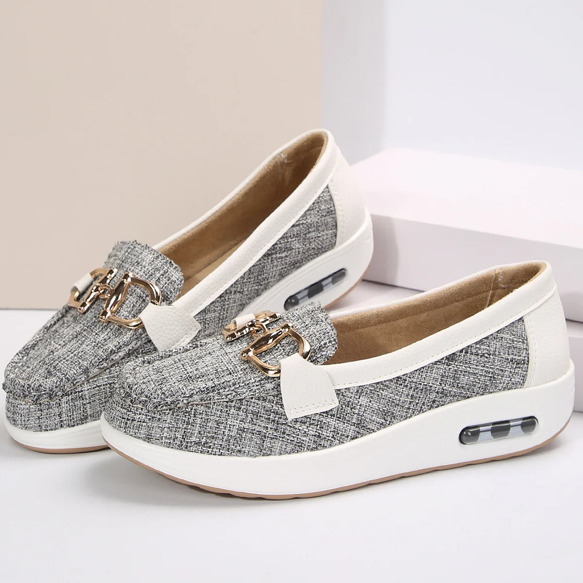 Eva - Chic tweed slip-on sneakers med spænde detalje