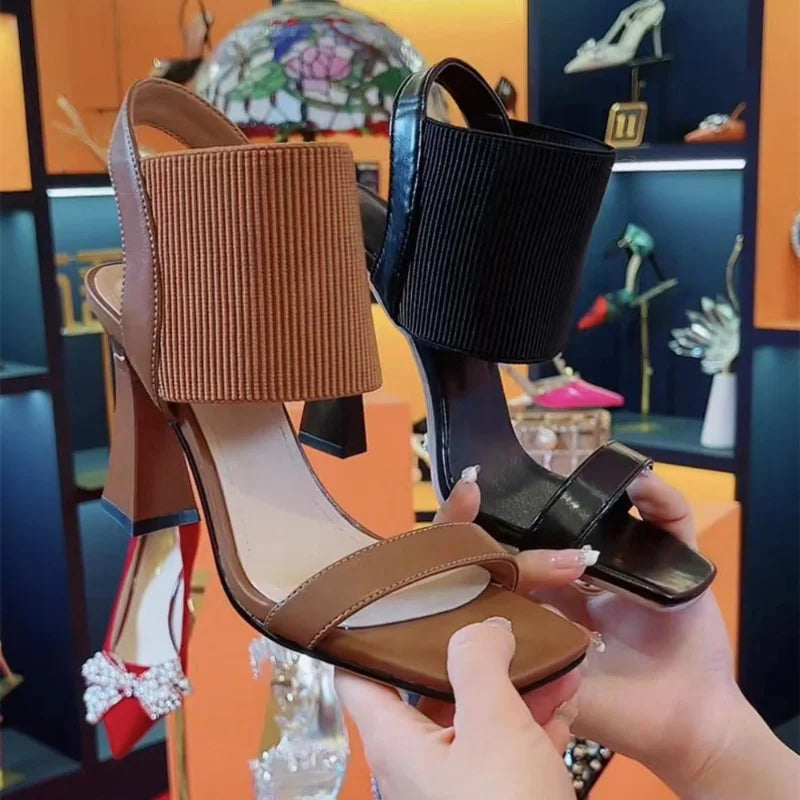 Sophia - Smarte sandaler med en struktureret ankelrem