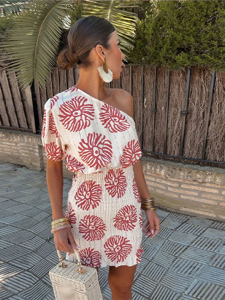 Melanie - Kjole - One-shoulder style