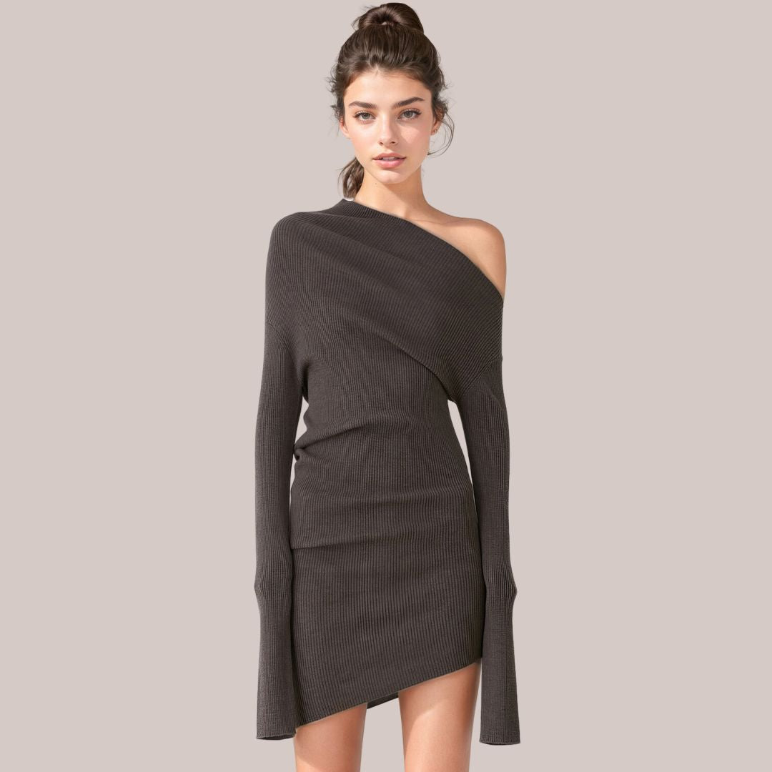 Nadia - Sofistikeret bodycon kjole med ribstrik og en skulder