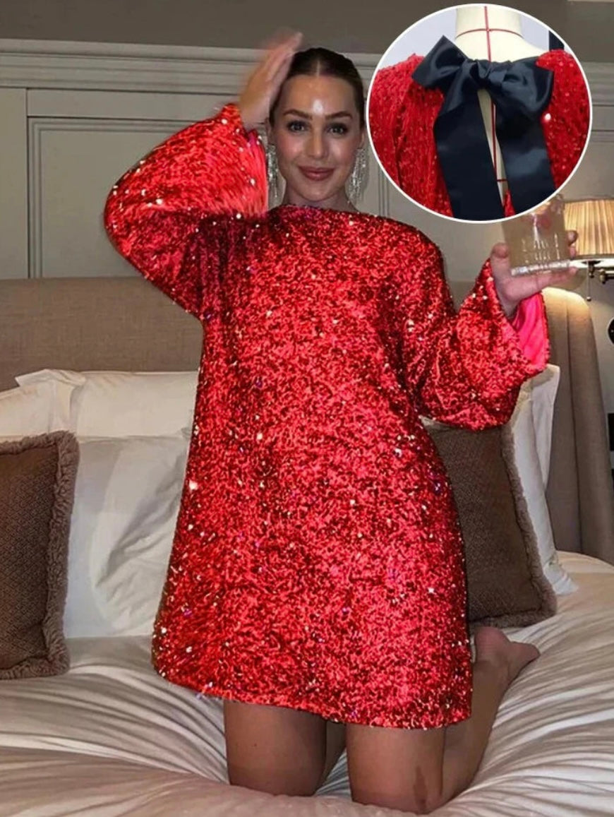 Paliet Kjole med Lange Ærmer | Glitrende & Elegant | Perfekt til Fest