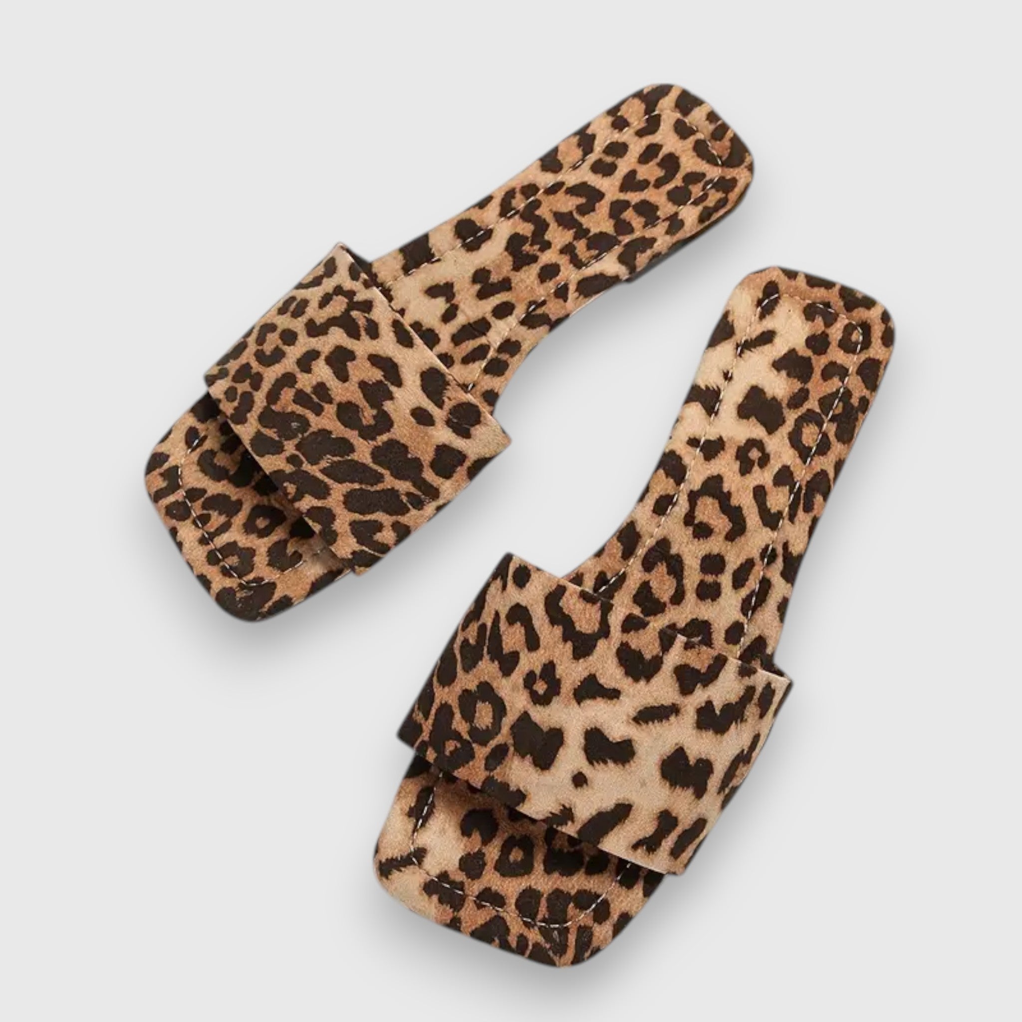 Maxine - Chic leopard-printet flad sandal